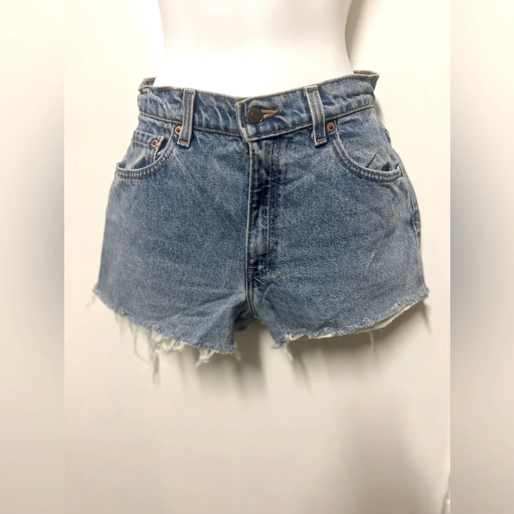 🩵 Levi’s 550 Shorts🩵 - Picture 2 of 16
